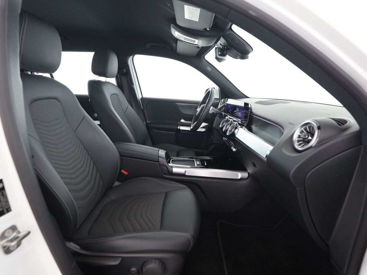 Mercedes-Benz EQB – Bild 9
