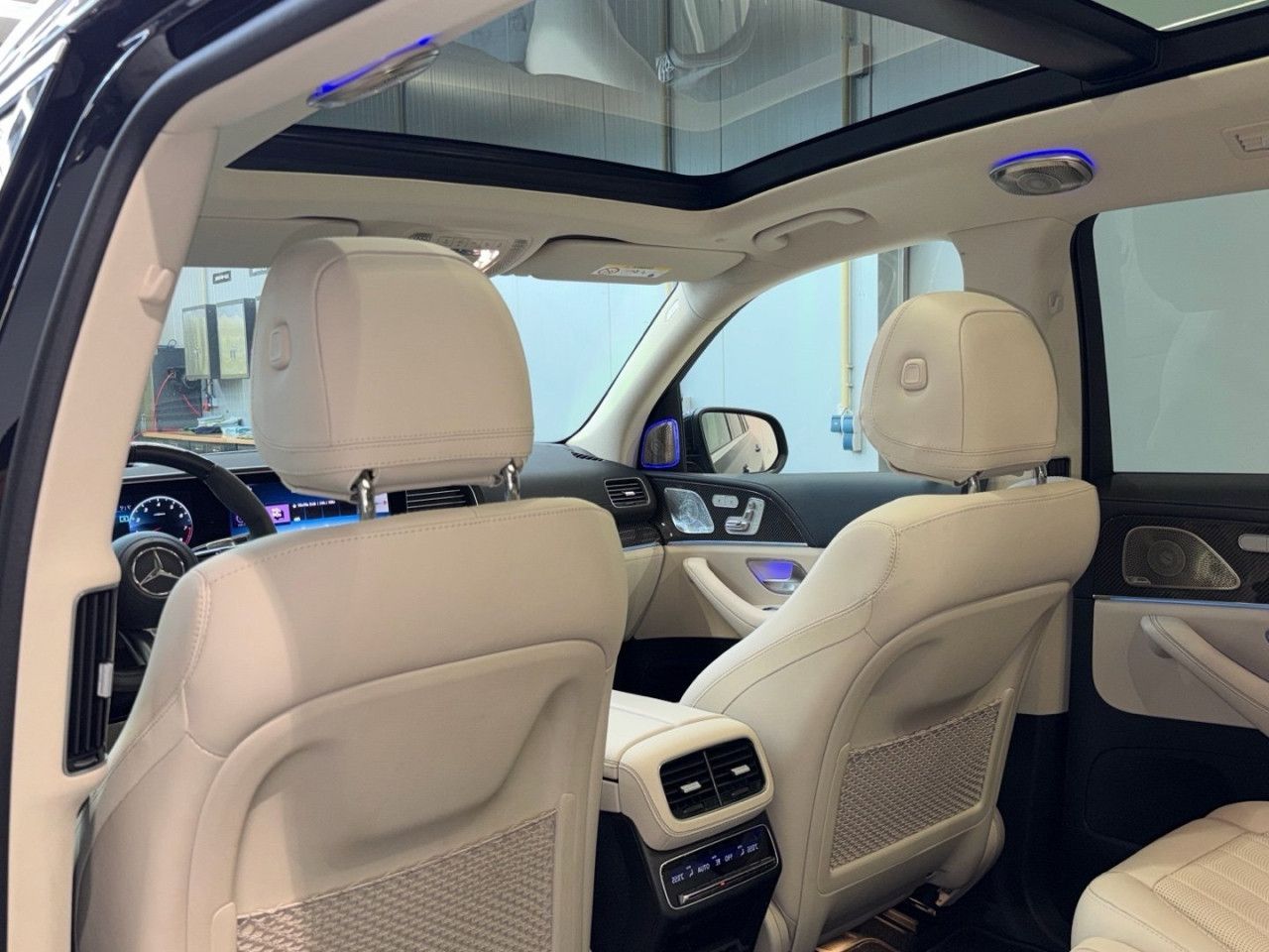 Mercedes-Benz GLS – Bild 14