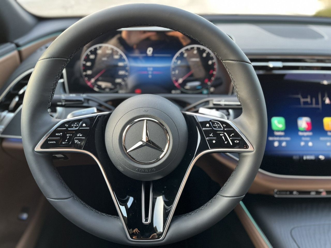 Mercedes-Benz E-Klasse – Bild 14