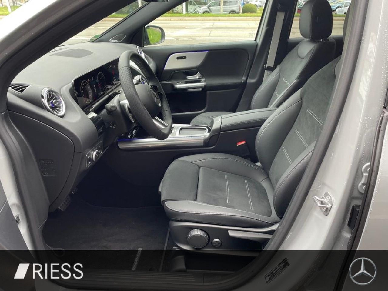 Mercedes-Benz GLA – Bild 2