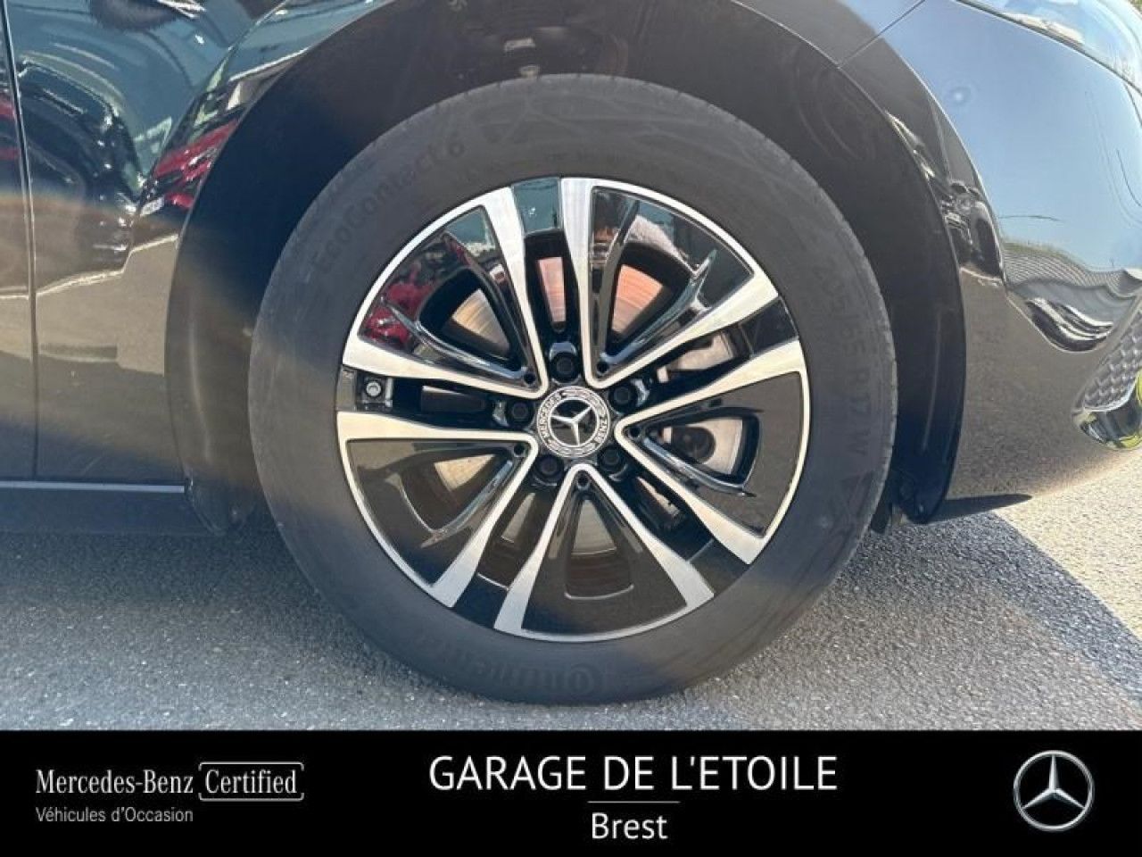 Photo du v&eacute;hicule 16 / 18