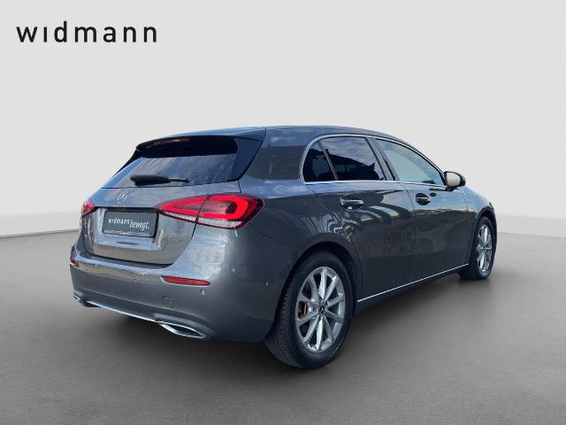 Mercedes-Benz A 220