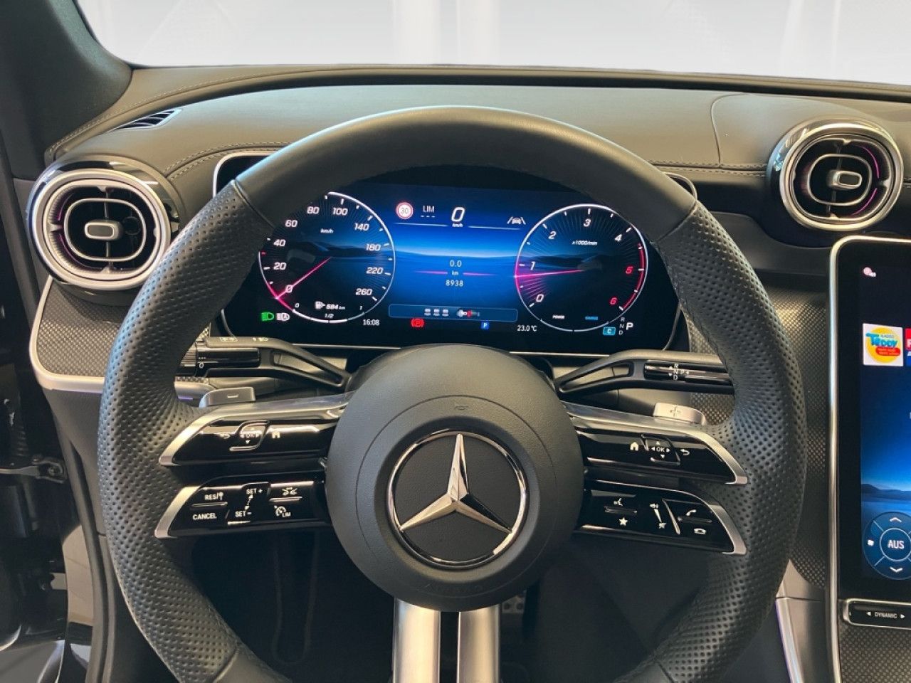 Mercedes-Benz GLC – Bild 11