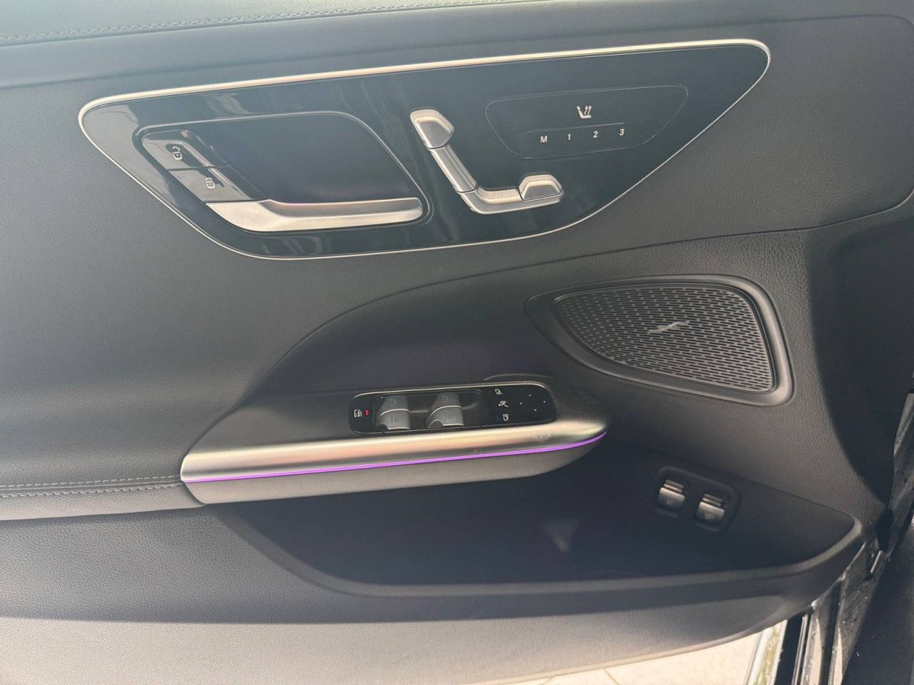 Photo du v&eacute;hicule 15 / 18