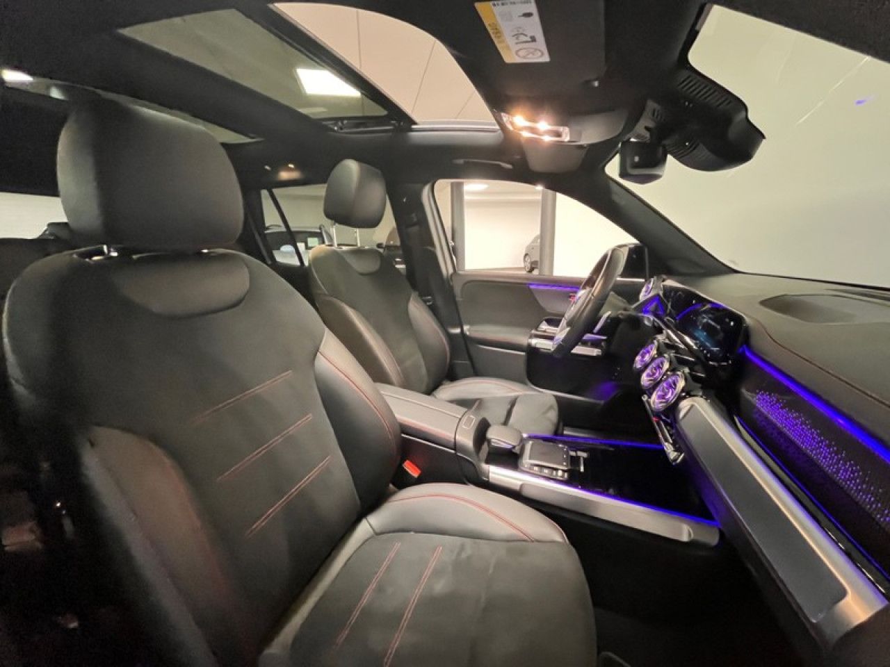 Photo du v&eacute;hicule 7 / 18