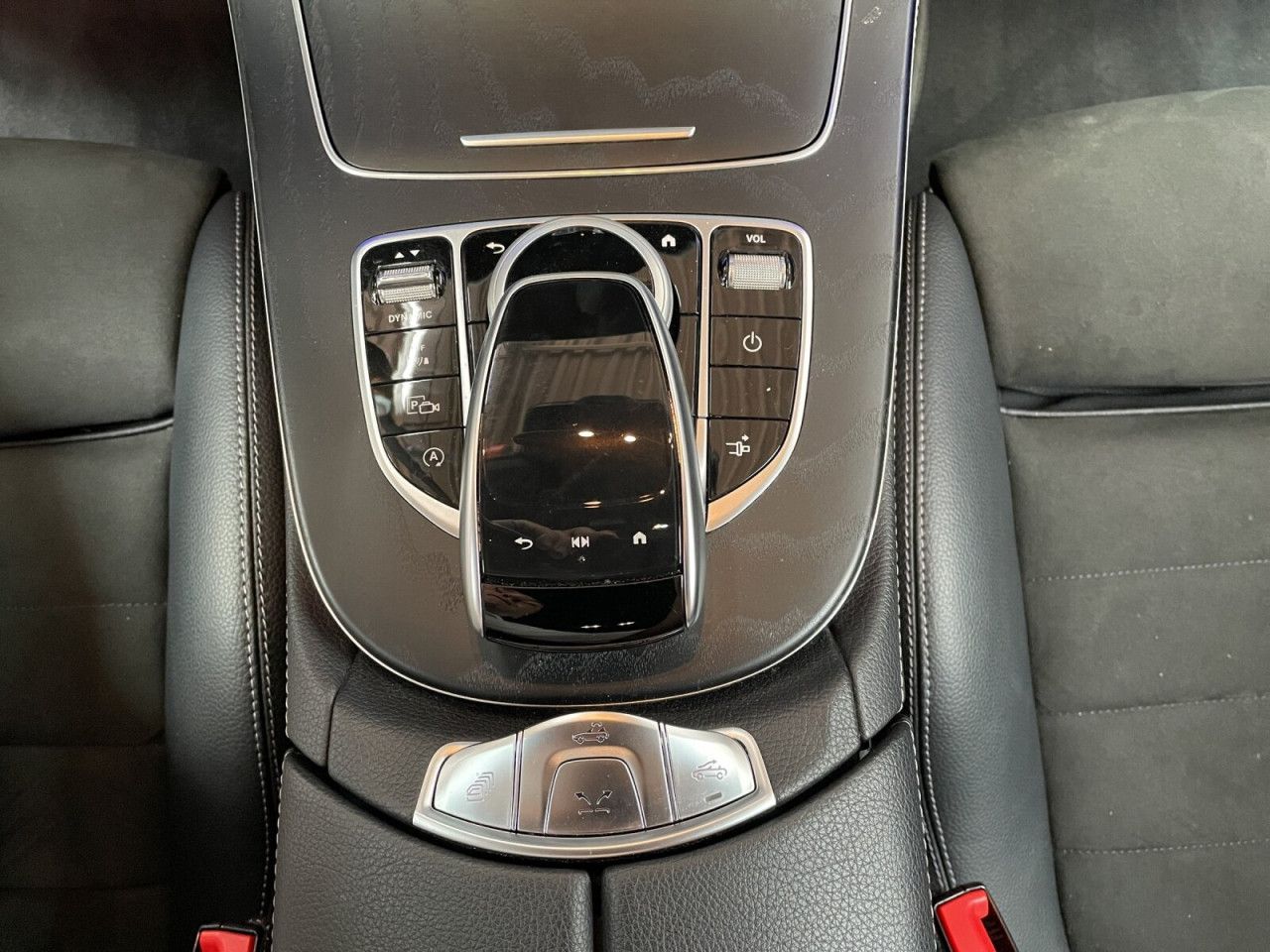 Mercedes-Benz E-Klasse – Bild 14
