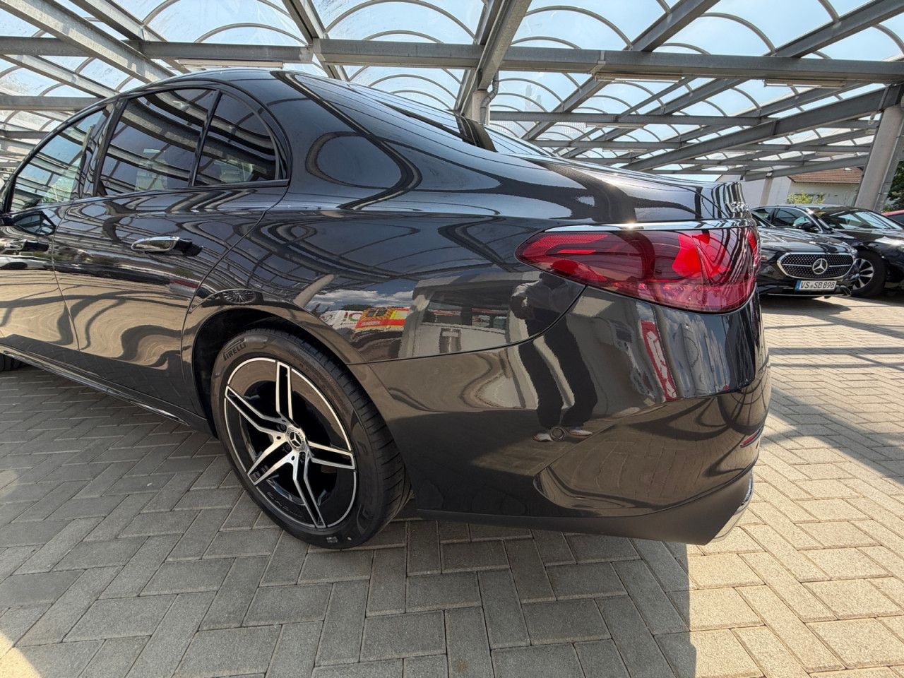 Mercedes-Benz E-Klasse – Bild 5