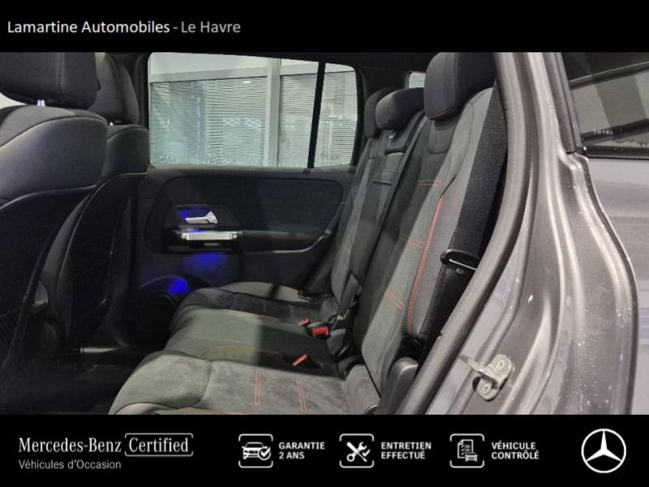 Photo du v&eacute;hicule 9 / 18