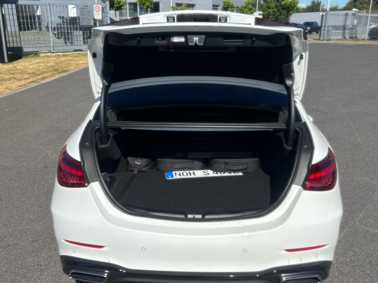 Mercedes-Benz C-Klasse – Bild 15
