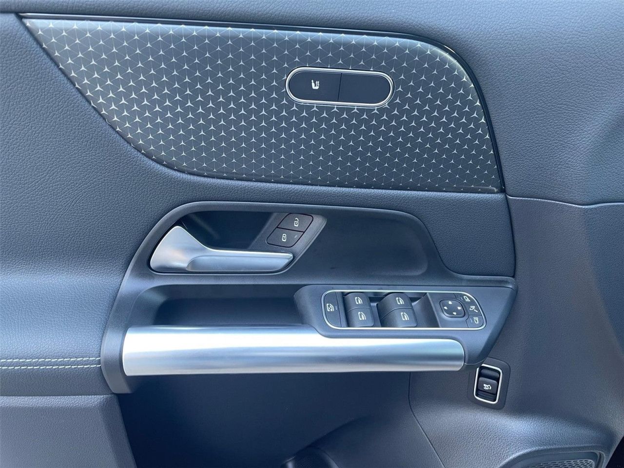 Fahrzeugbild 12 / 27