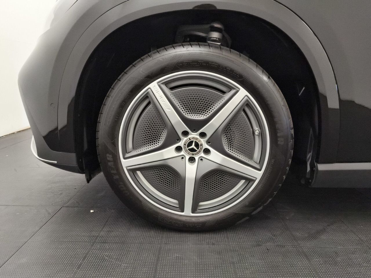 Mercedes-Benz EQE – Bild 11