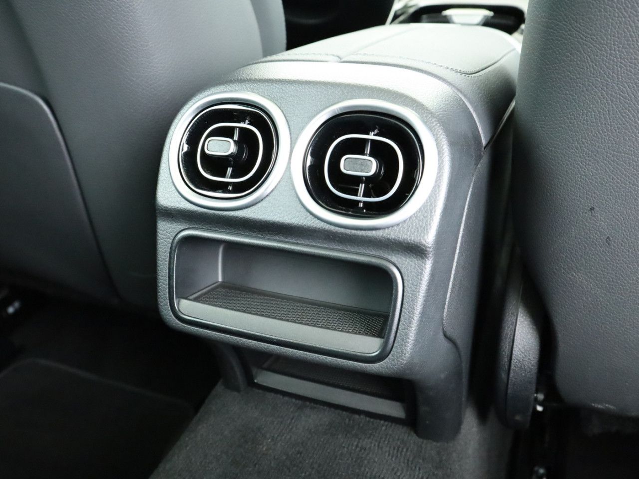 Mercedes-Benz C-Klasse – Bild 24