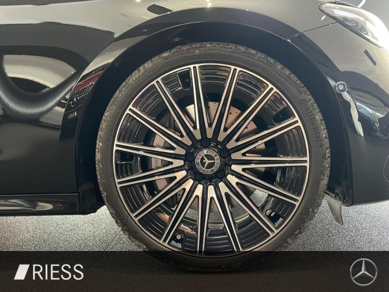 Mercedes-Benz E-Klasse – Bild 9