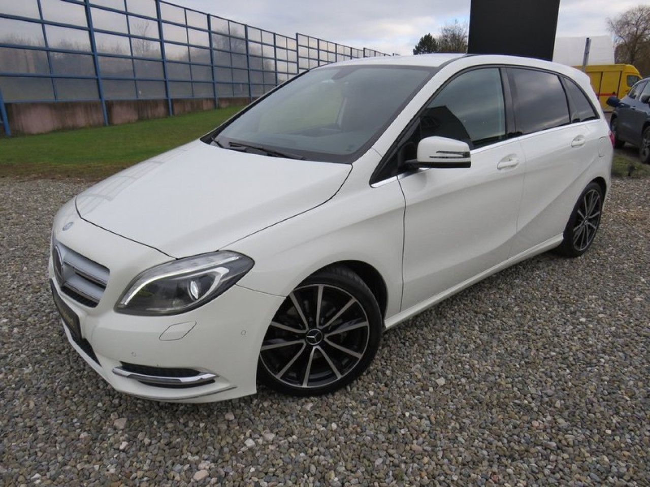 Fahrzeugbild 12 / 12