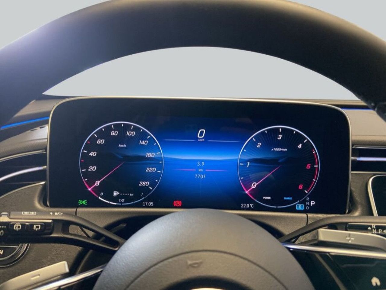 Mercedes-Benz E-Klasse – Bild 17
