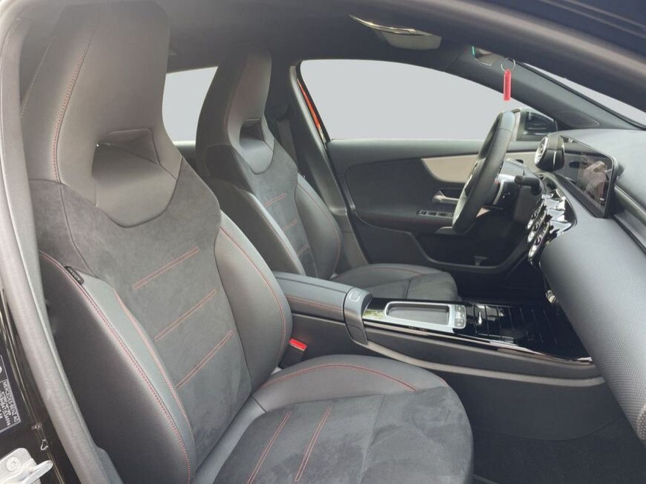 Mercedes-Benz A-Klasse – Bild 12