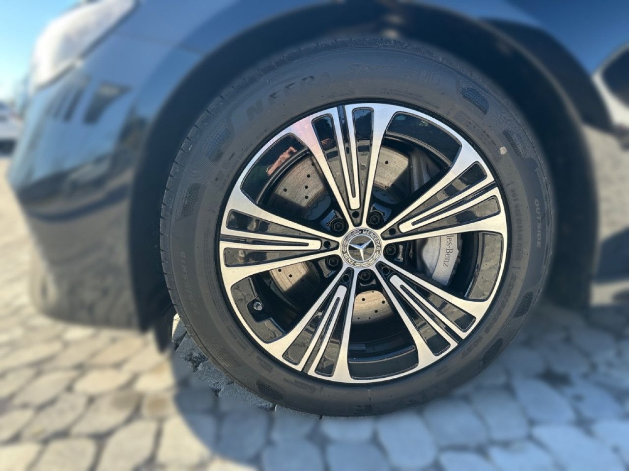 Mercedes-Benz E-Klasse – Bild 7