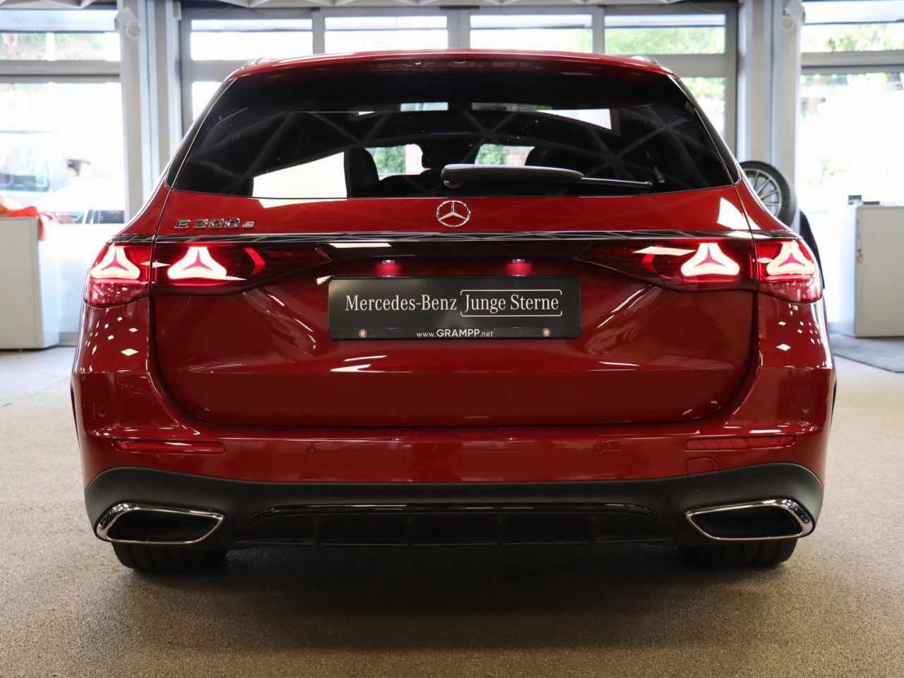 Mercedes-Benz E-Klasse – Bild 4
