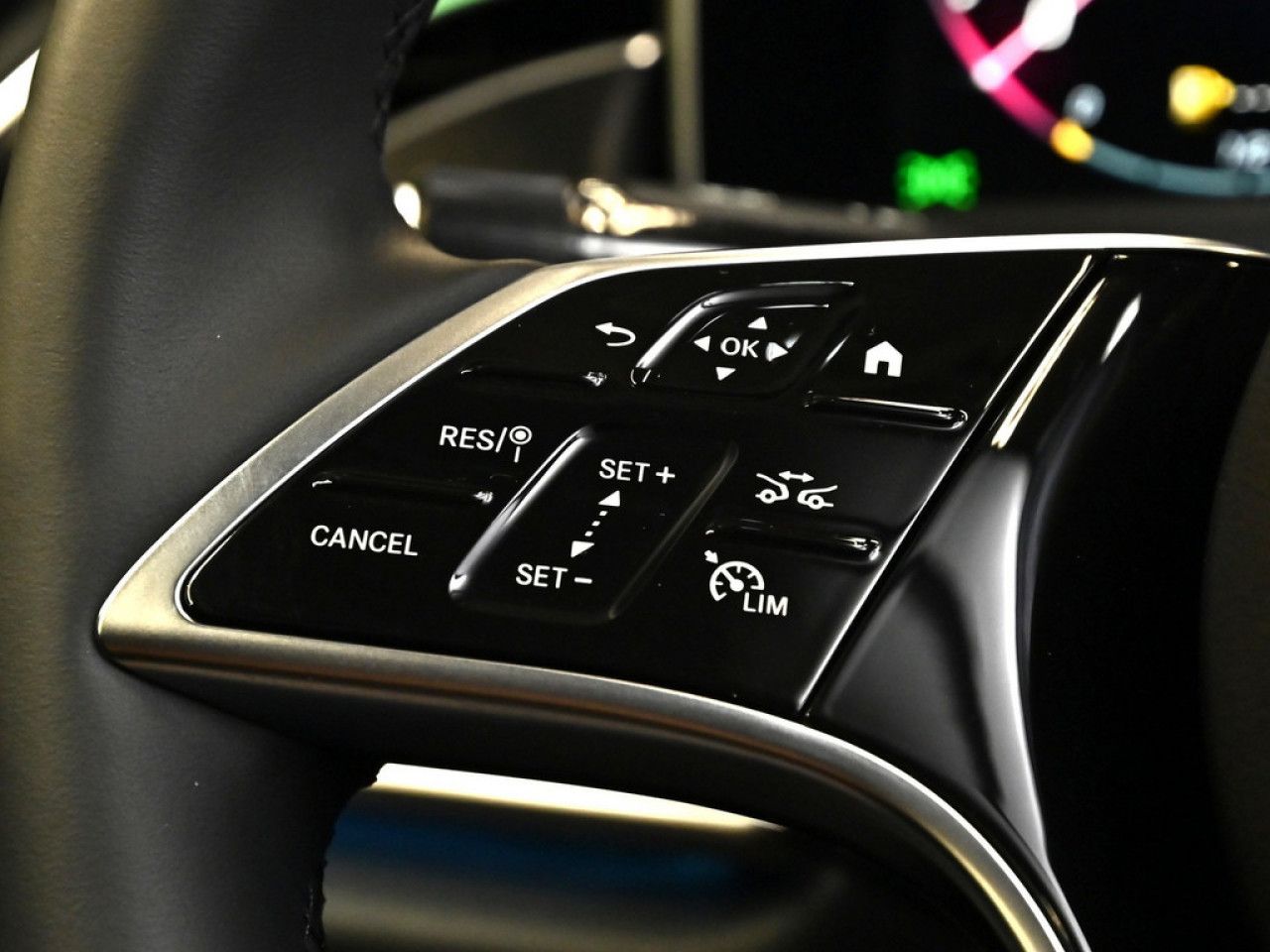 Mercedes-Benz E-Klasse – Bild 18