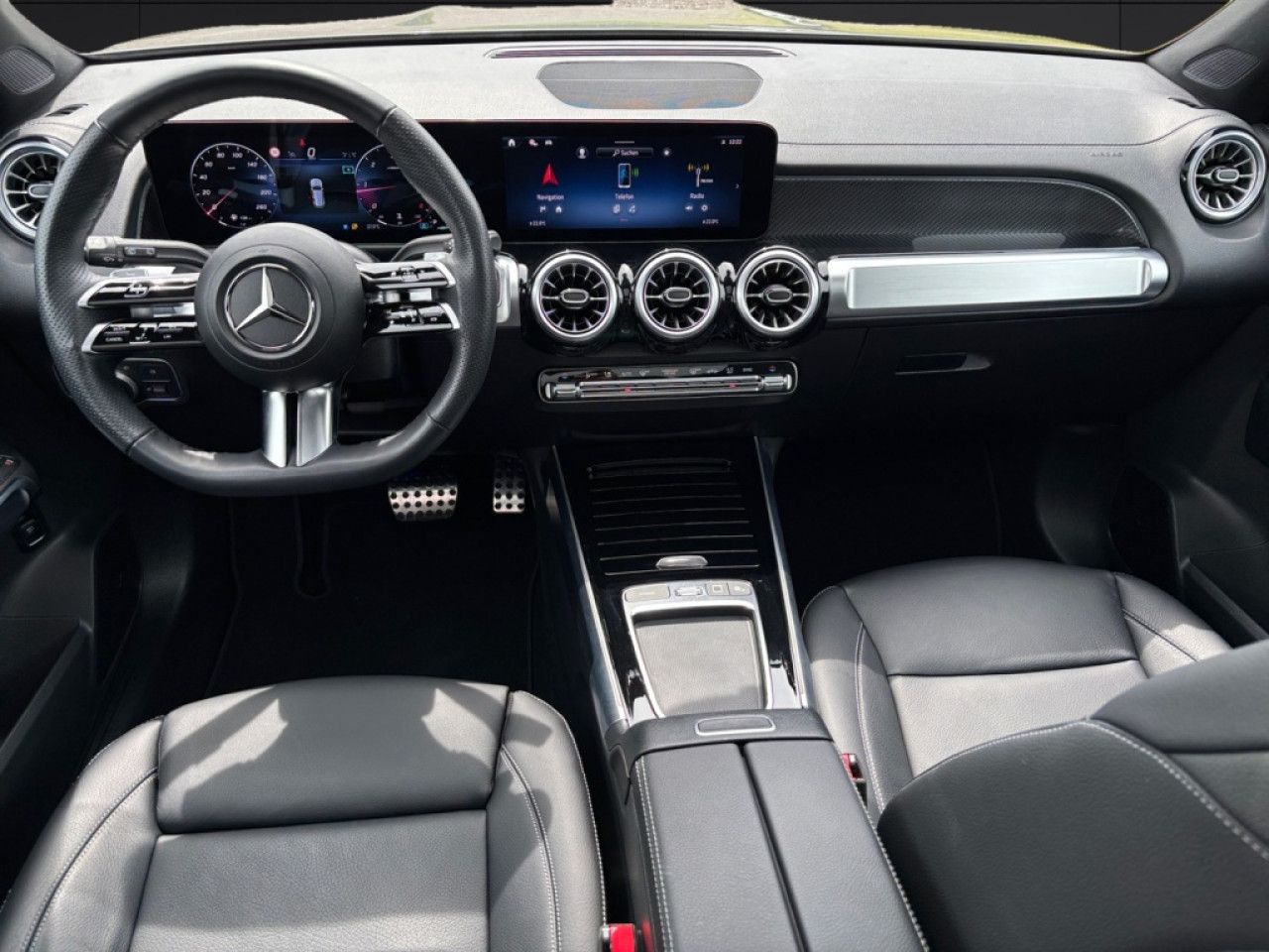 Mercedes-Benz GLB – Bild 12