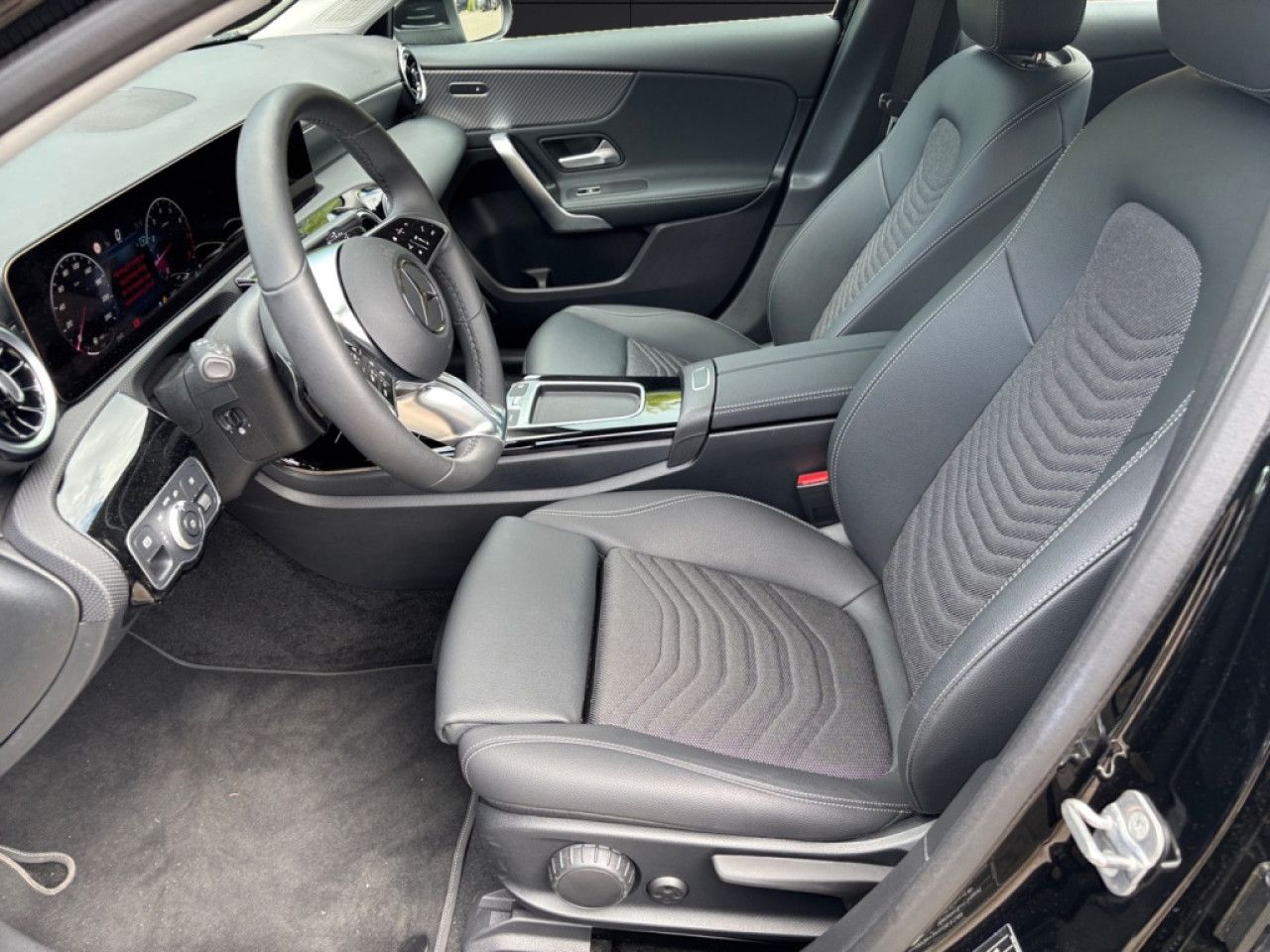 Mercedes-Benz A-Klasse – Bild 8