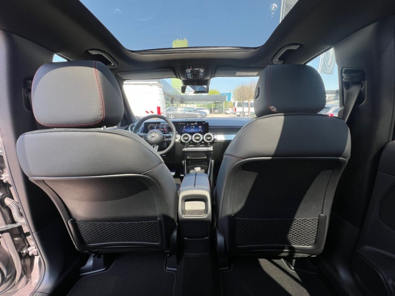 Mercedes-Benz GLB – Bild 28