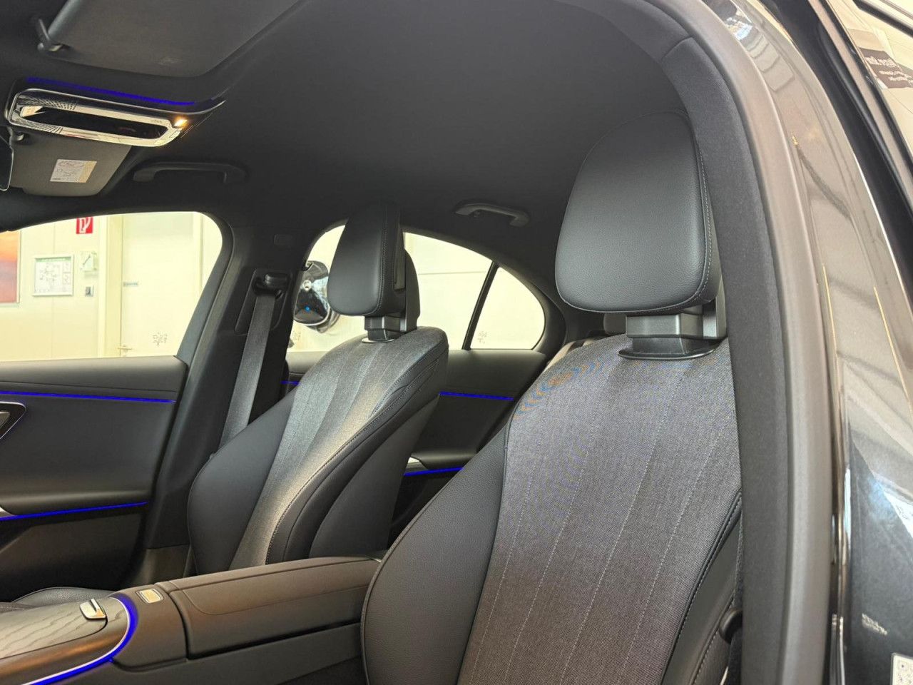 Mercedes-Benz E-Klasse – Bild 14