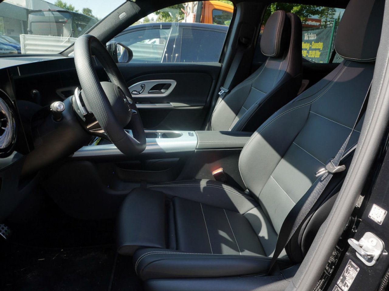 Mercedes-Benz GLB – Bild 16