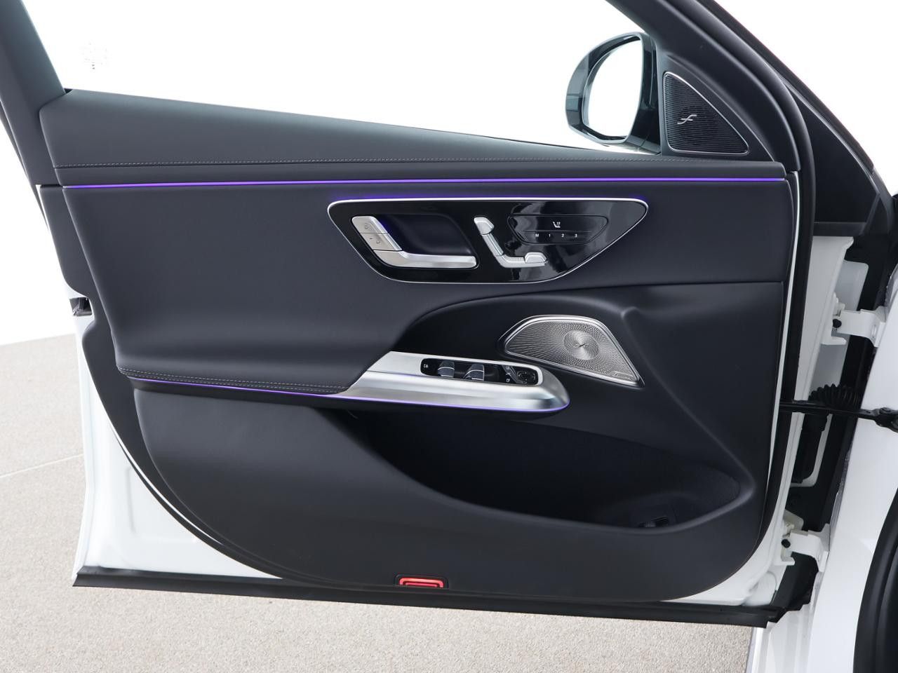 Mercedes-Benz E-Klasse – Bild 12