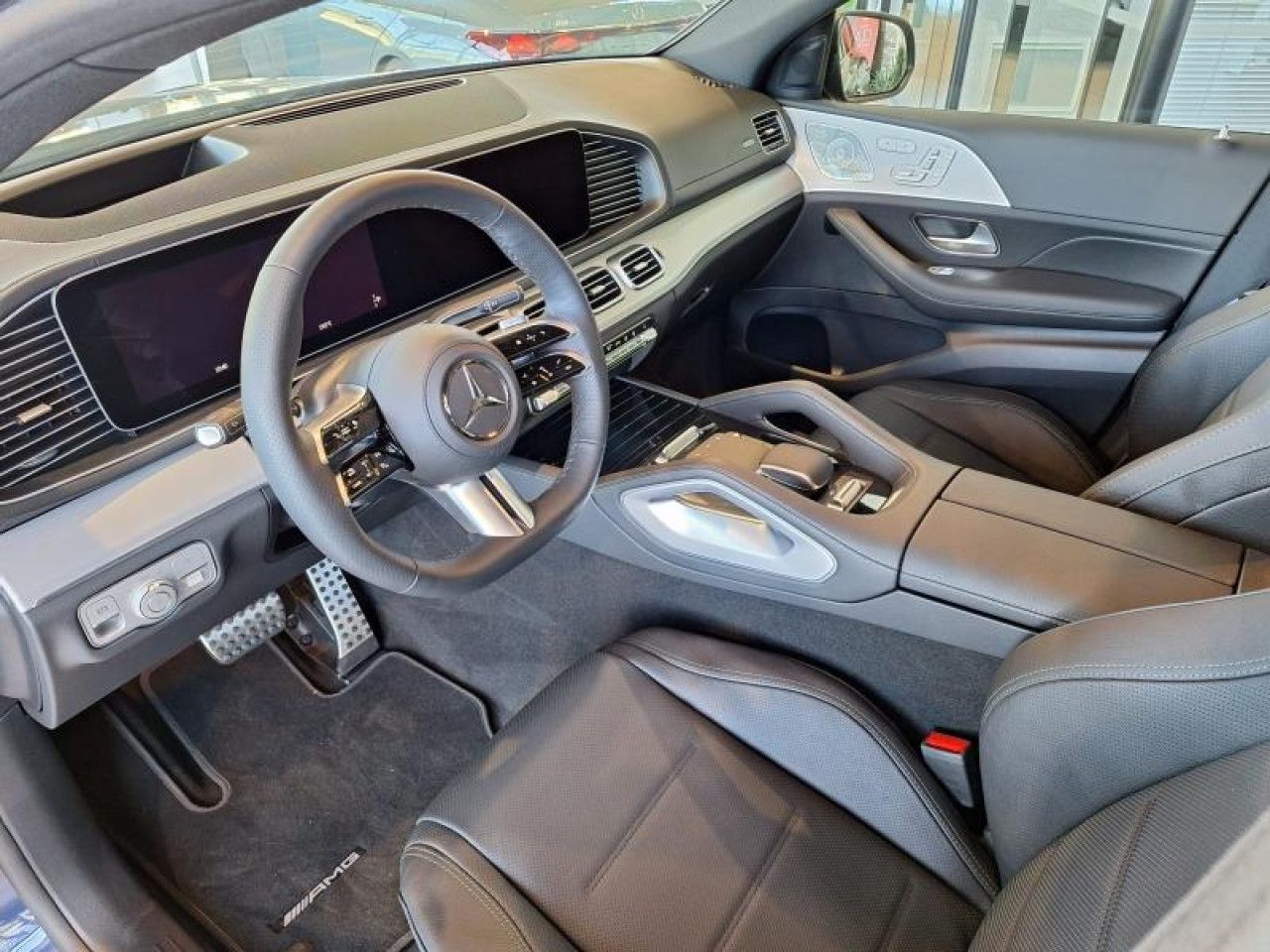 Photo du v&eacute;hicule 15 / 18