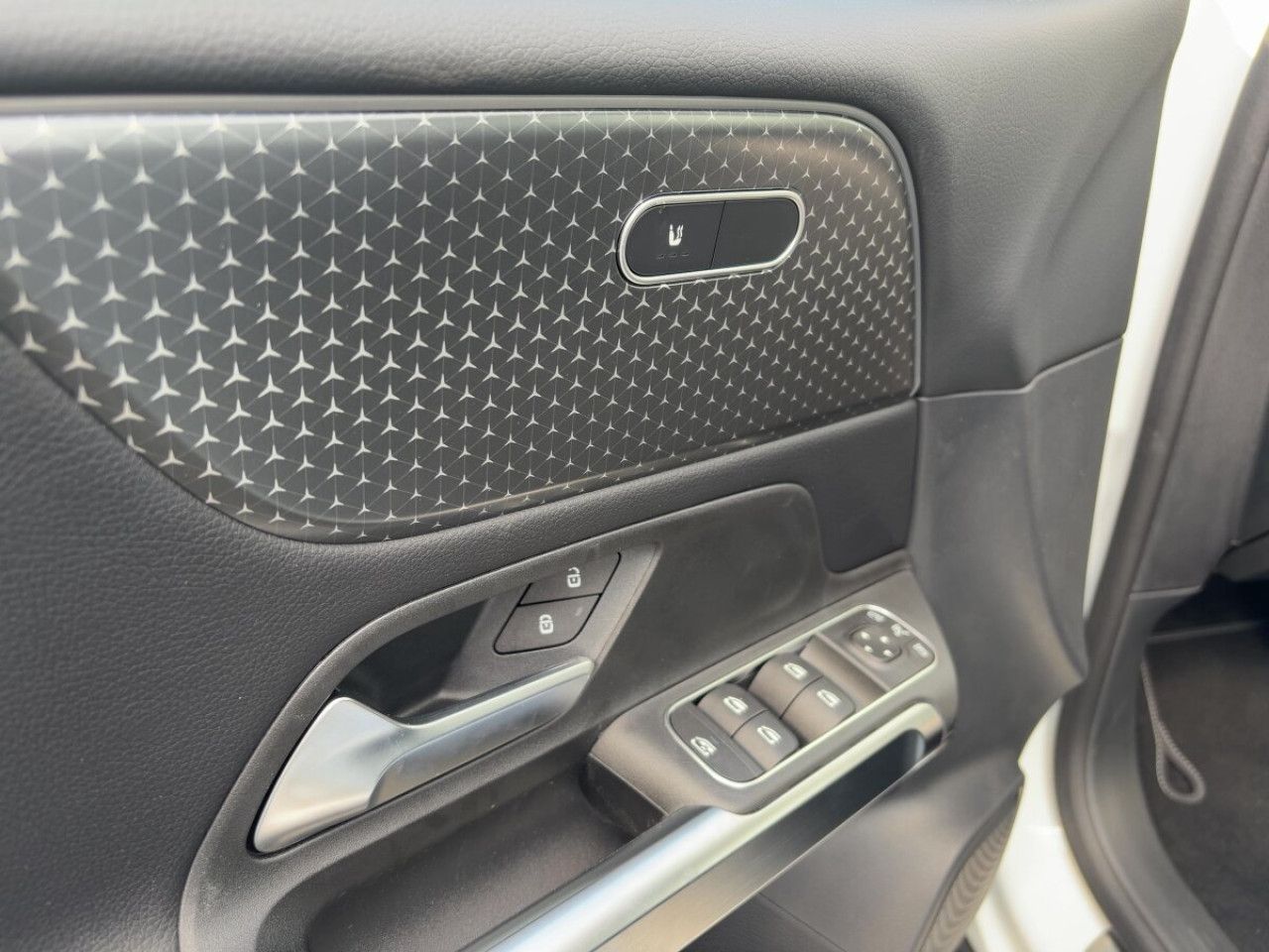 Mercedes-Benz GLB – Bild 17