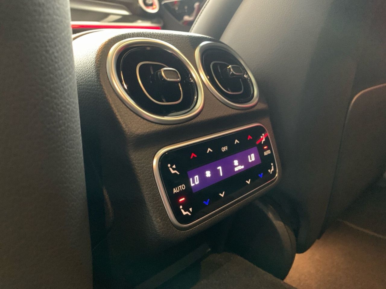 Mercedes-Benz C-Klasse – Bild 15
