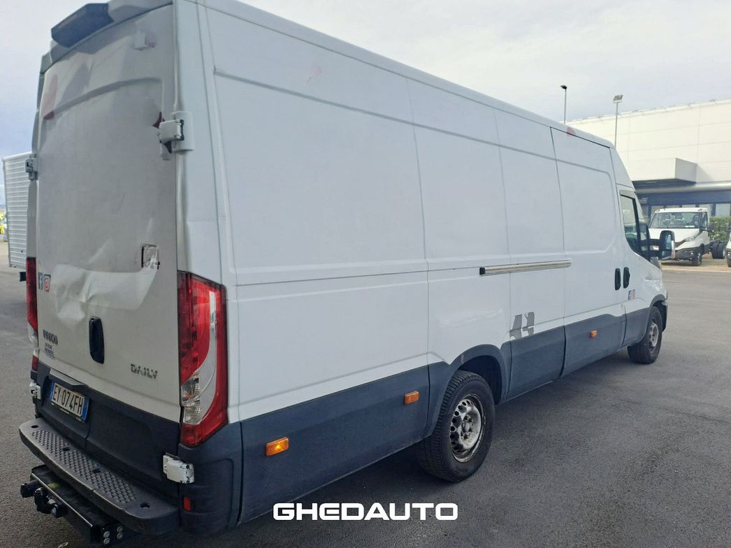 IVECO | DAILY 35S15 PASSO LUNGO