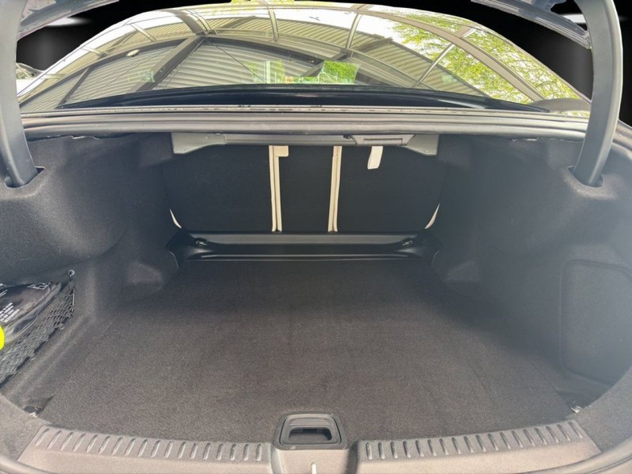 Mercedes-Benz E-Klasse – Bild 14