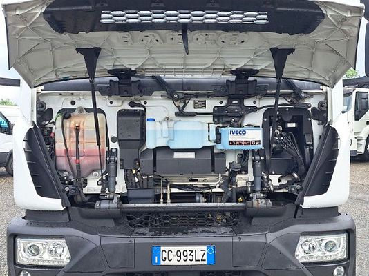 Vehicle image 23 / 23