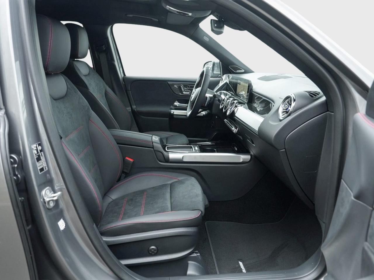 Mercedes-Benz GLB – Bild 8