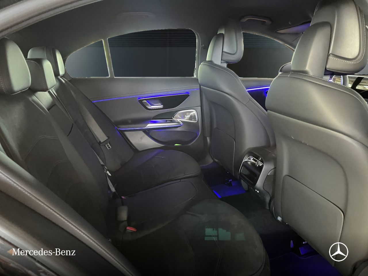 Mercedes-Benz E-Klasse – Bild 21