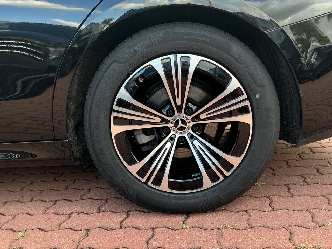 Mercedes-Benz E-Klasse – Bild 21