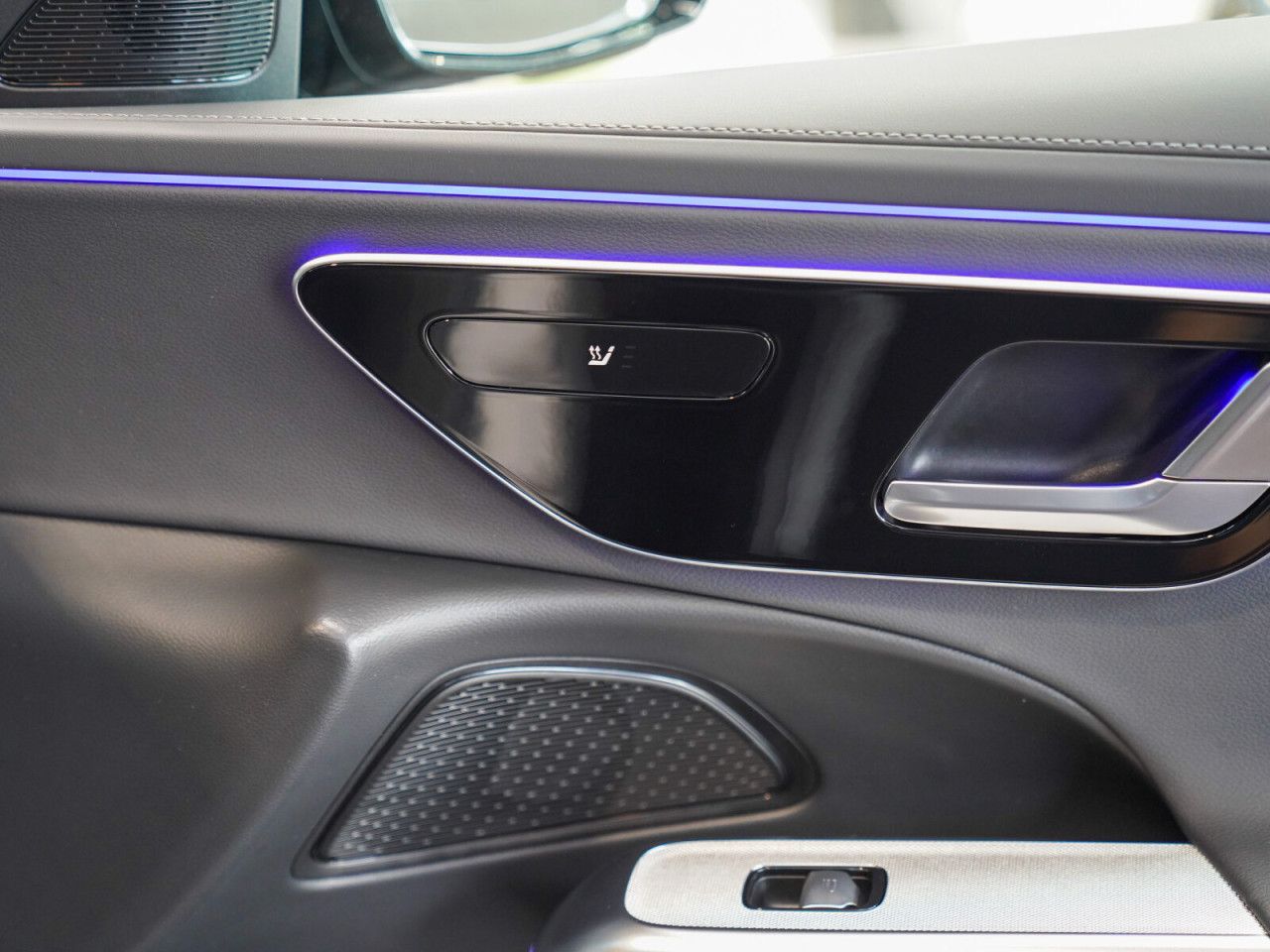 Mercedes-Benz E-Klasse – Bild 14