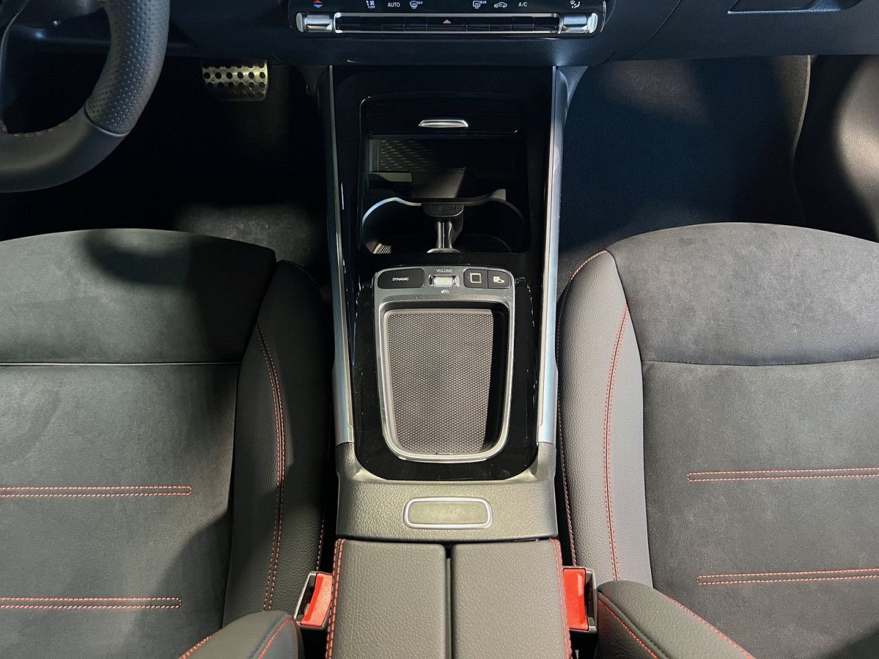 Mercedes-Benz GLB – Bild 13