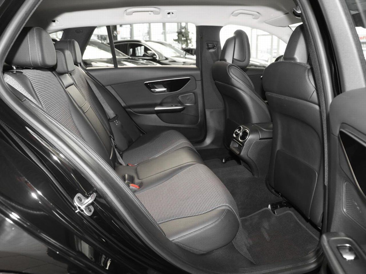 Mercedes-Benz C-Klasse – Bild 6