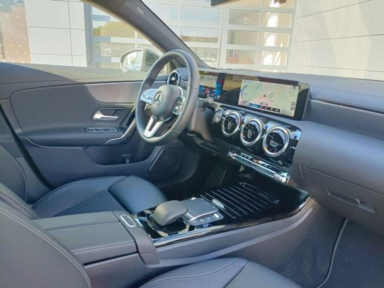 Imagem do ve&iacute;culo 6 / 7