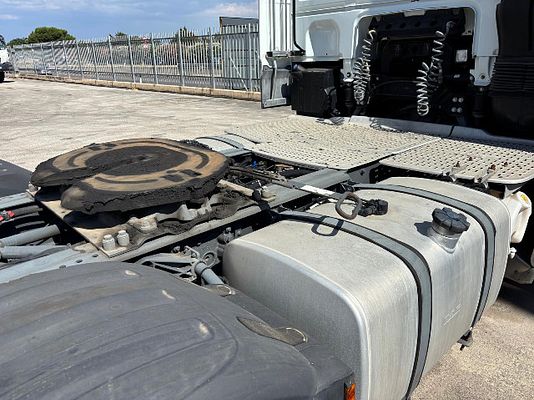 Vehicle image 3 / 4
