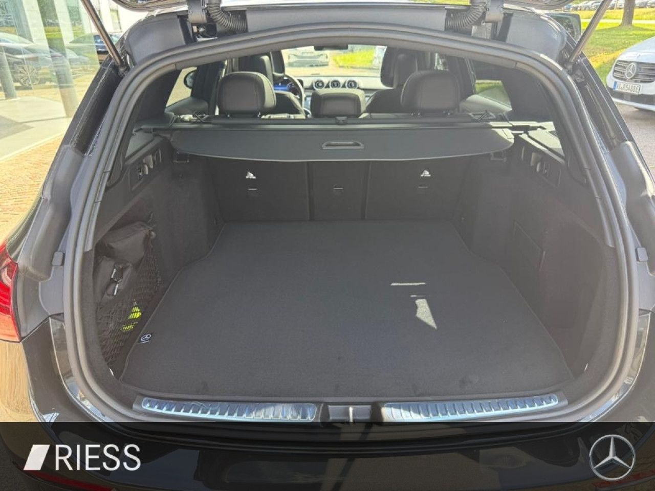 Mercedes-Benz C-Klasse – Bild 14