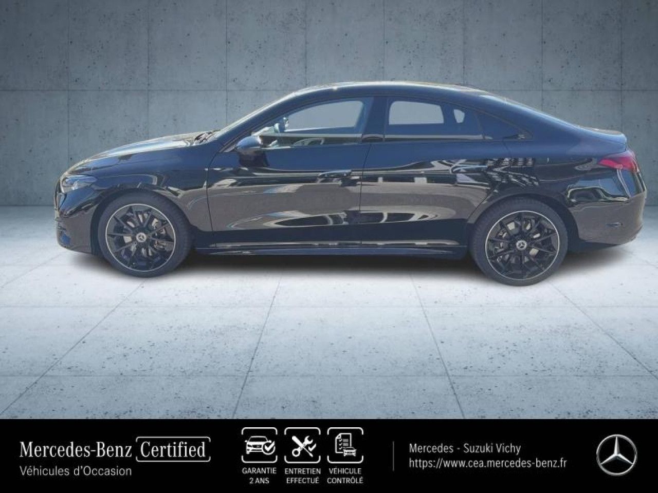 Photo du v&eacute;hicule 2 / 18