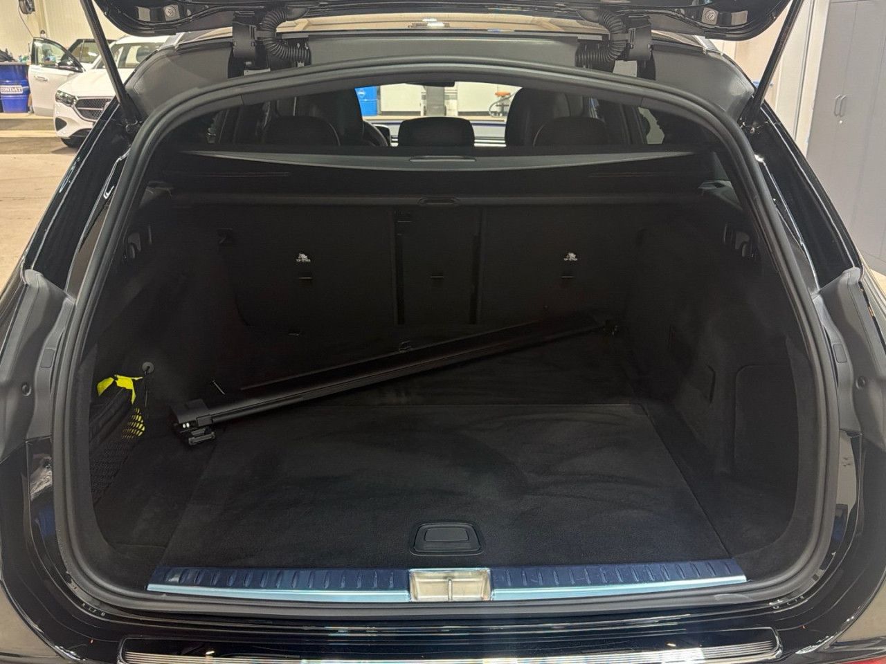 Mercedes-Benz E-Klasse – Bild 18