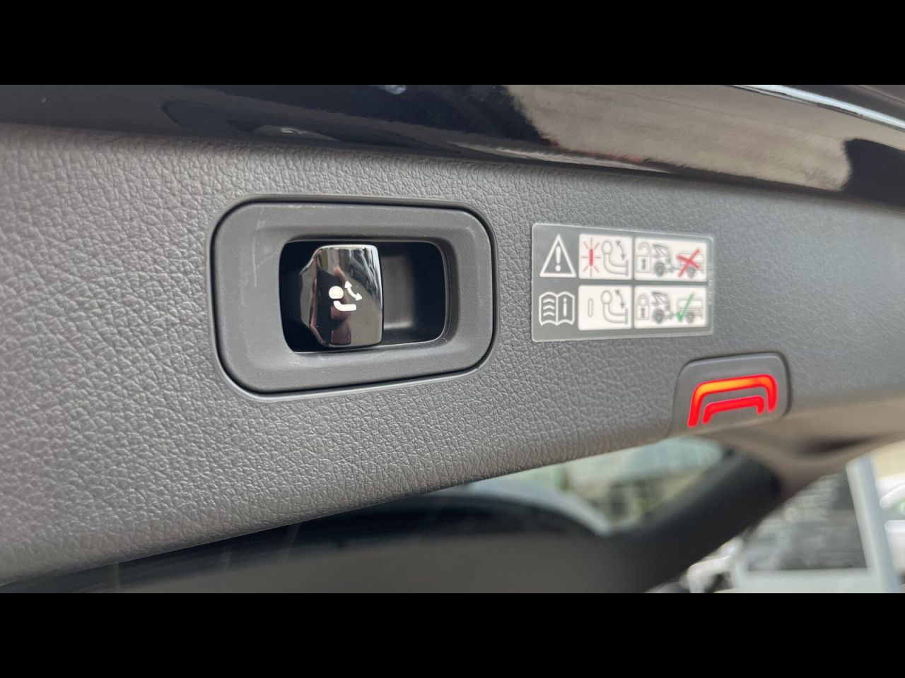 Mercedes-Benz C-Klasse – Bild 25