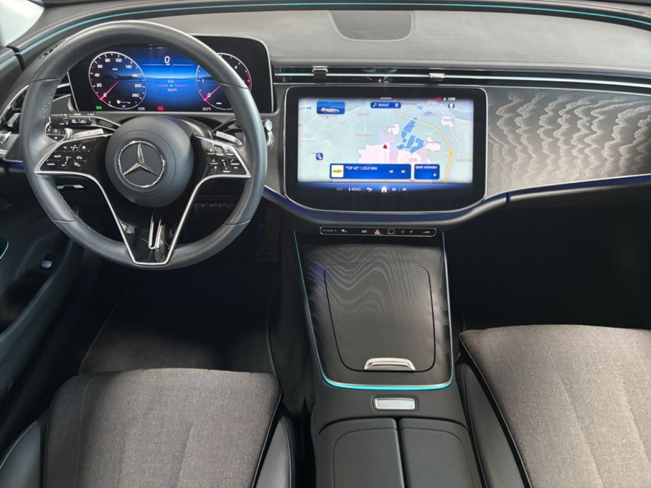 Mercedes-Benz E-Klasse – Bild 12