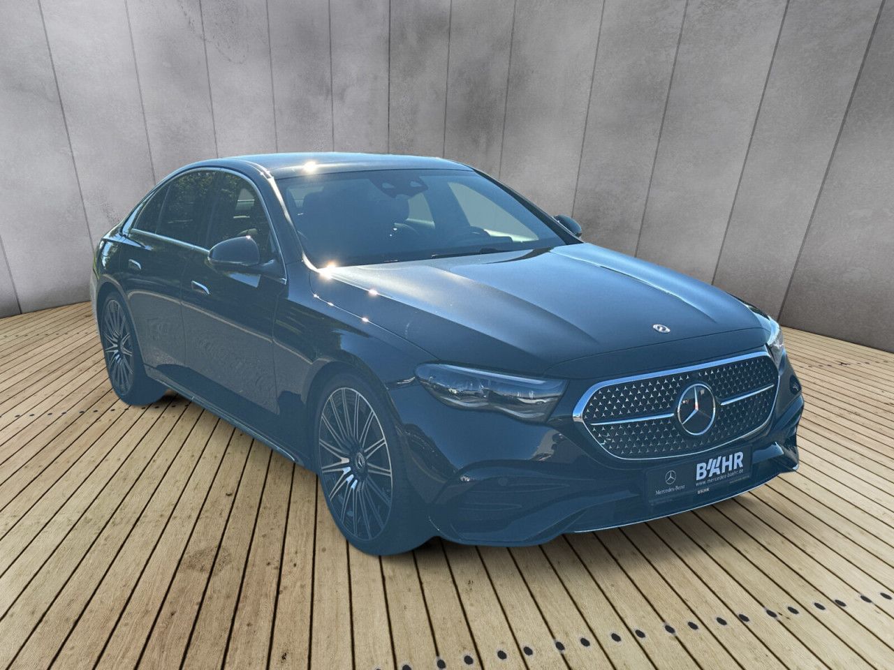 Mercedes-Benz E-Klasse – Bild 9