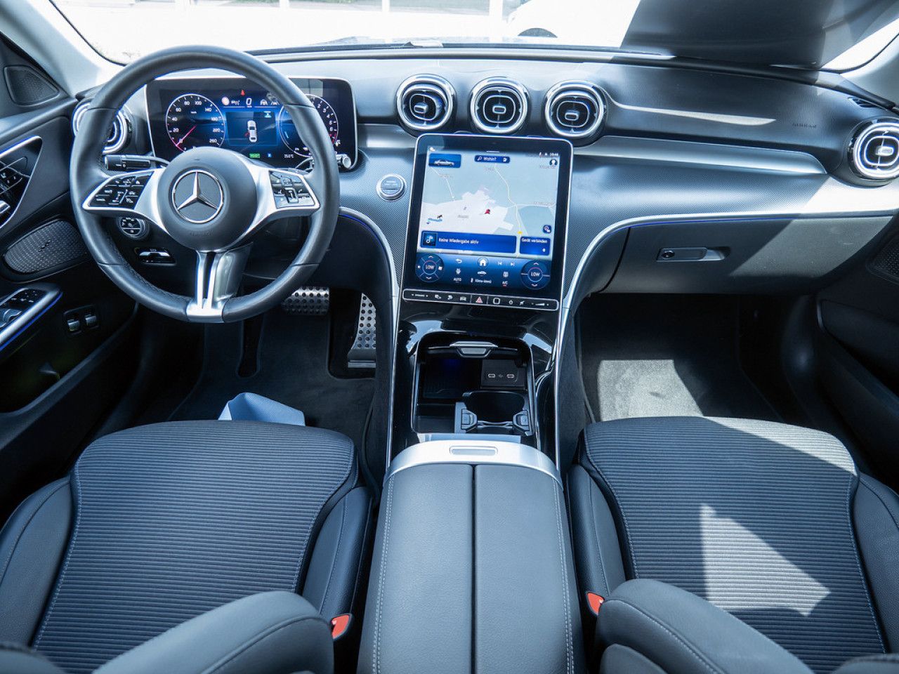Mercedes-Benz C-Klasse – Bild 10